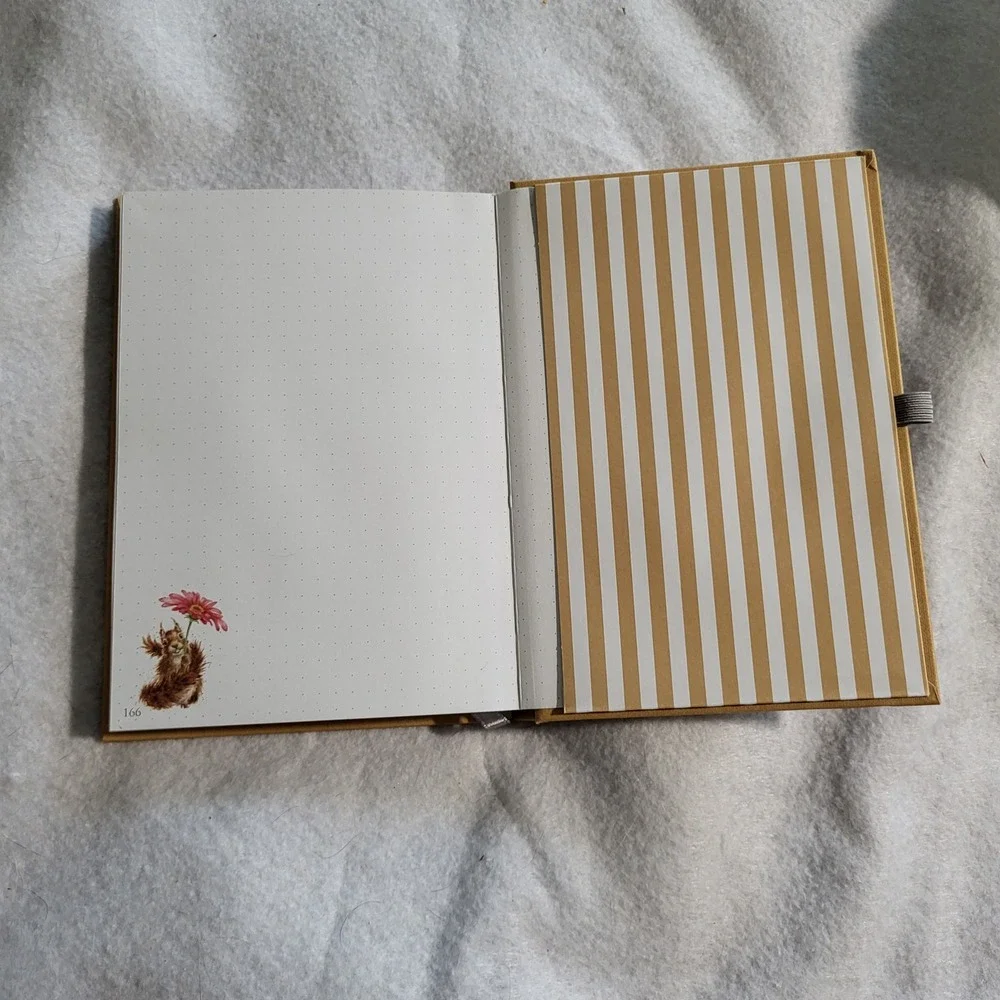 Wrendale Designs Hannah Dale Mouse Mushroom Journal Notebook Wildlife Pages Book